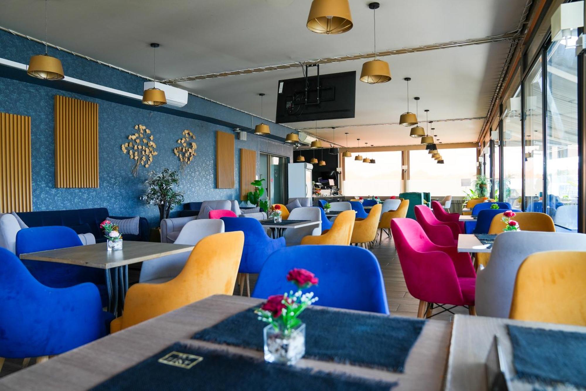 First Suites Hotel Rabat Exteriör bild