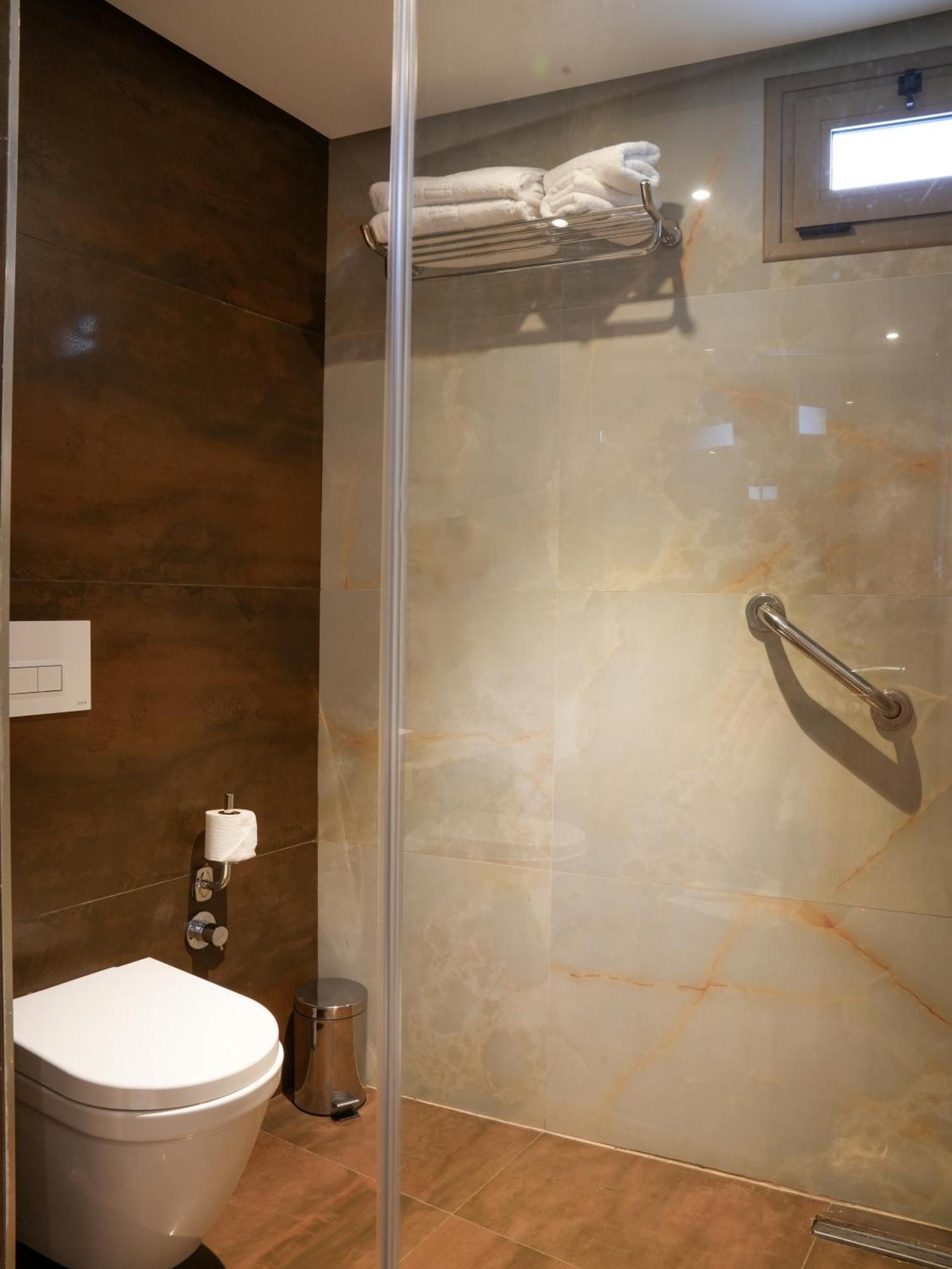 First Suites Hotel Rabat Exteriör bild