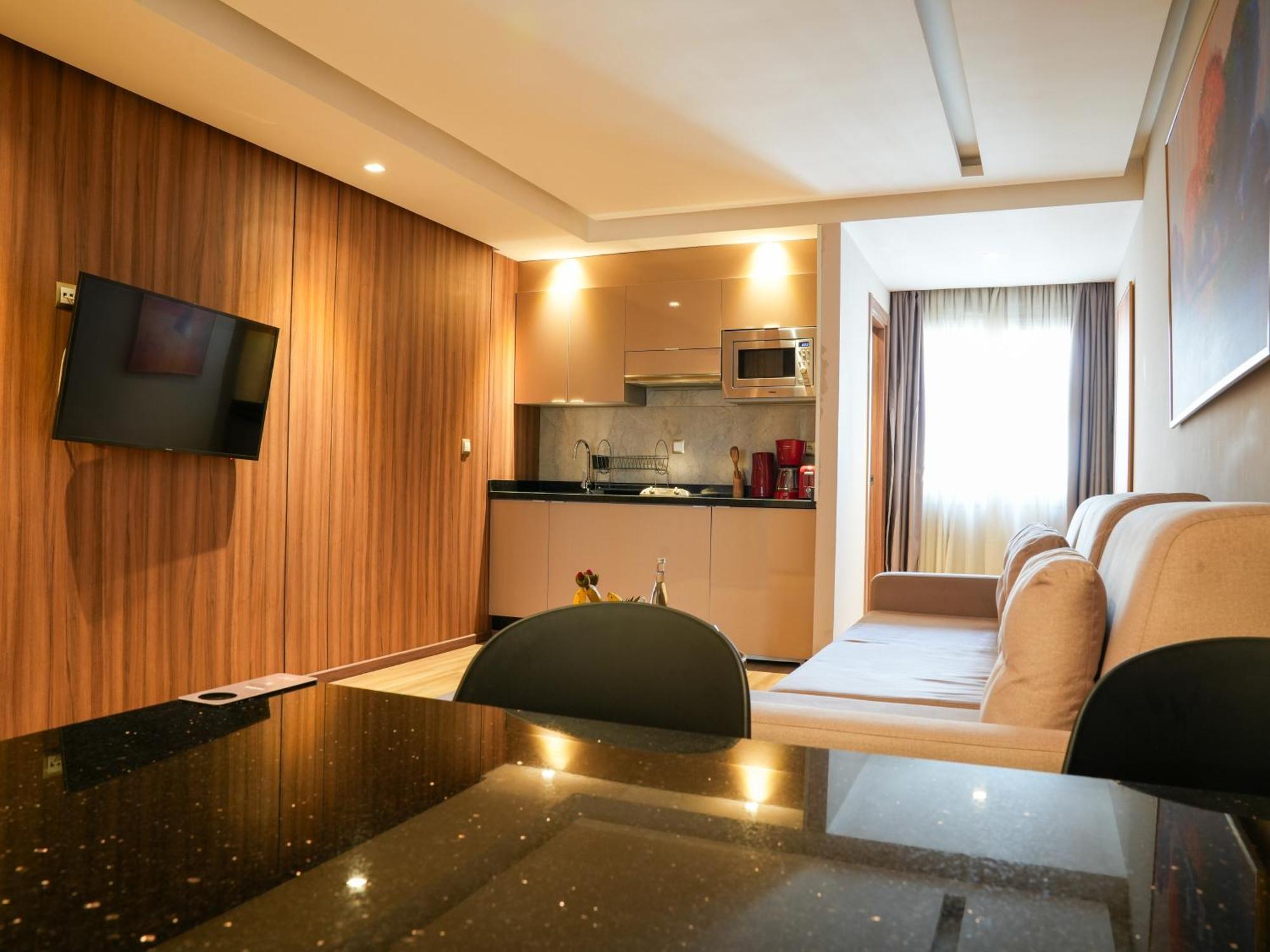 First Suites Hotel Rabat Exteriör bild