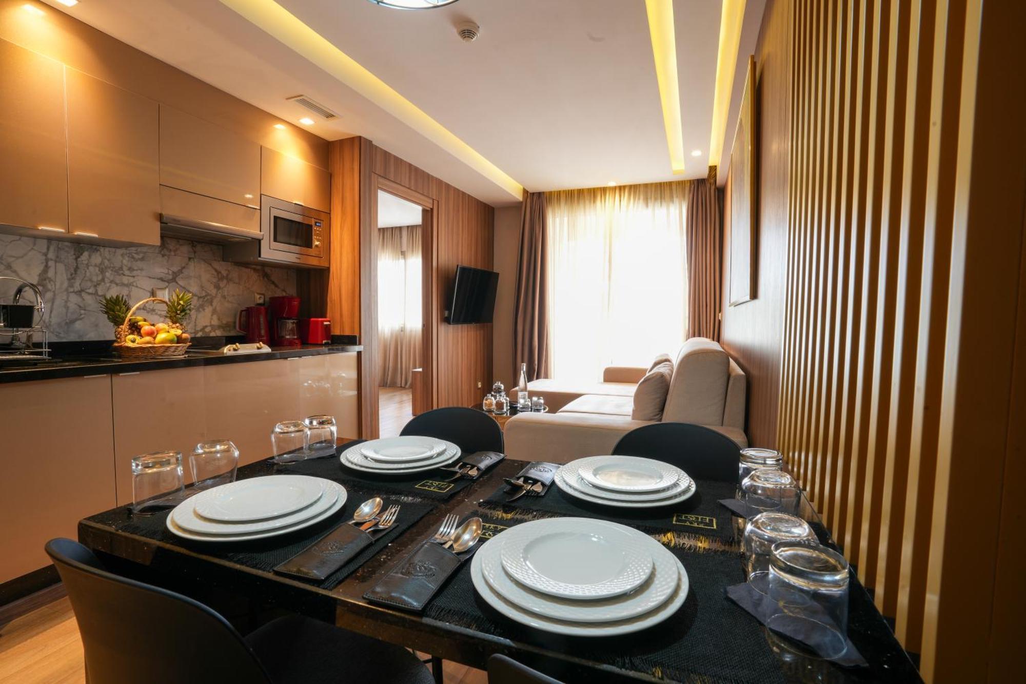 First Suites Hotel Rabat Exteriör bild