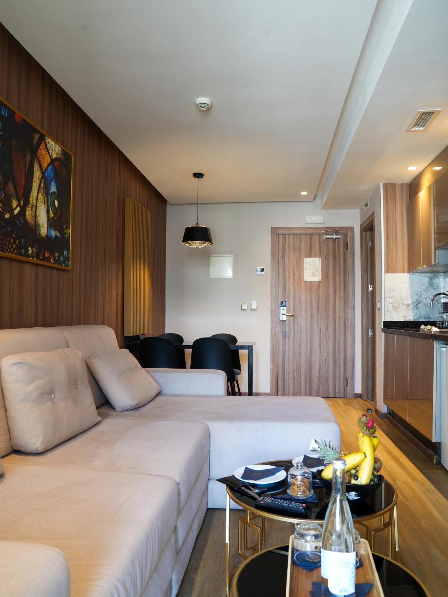 First Suites Hotel Rabat Exteriör bild