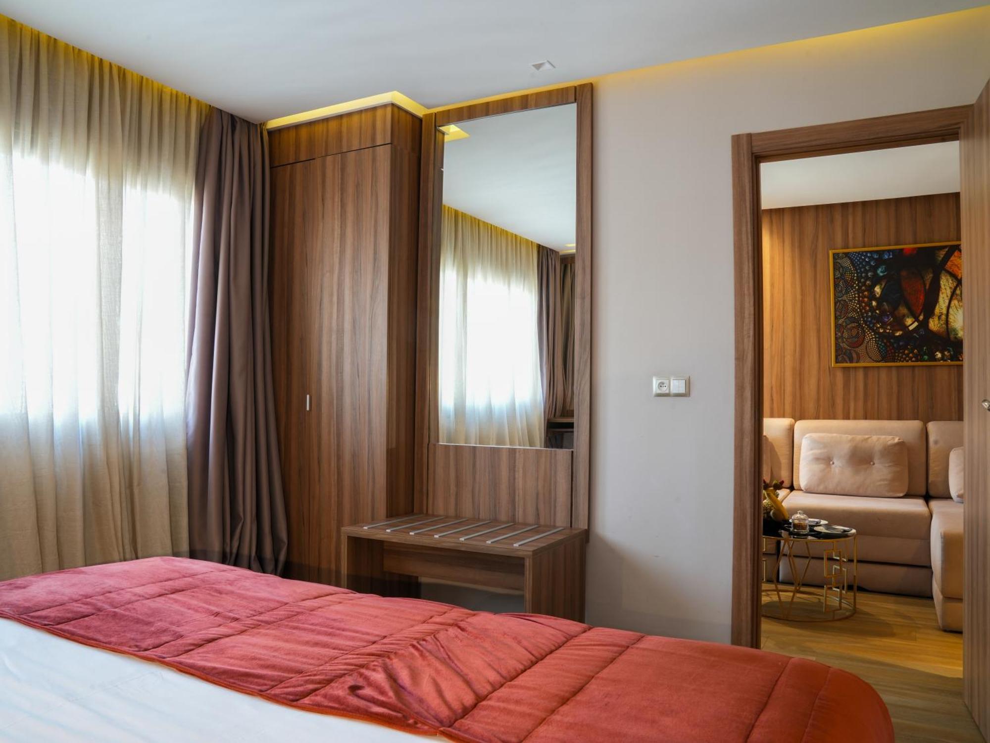 First Suites Hotel Rabat Exteriör bild