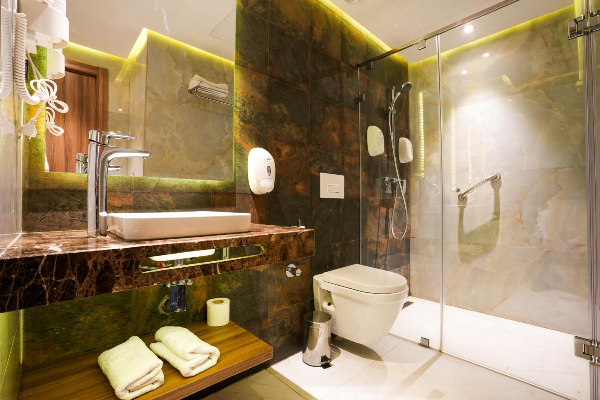 First Suites Hotel Rabat Exteriör bild