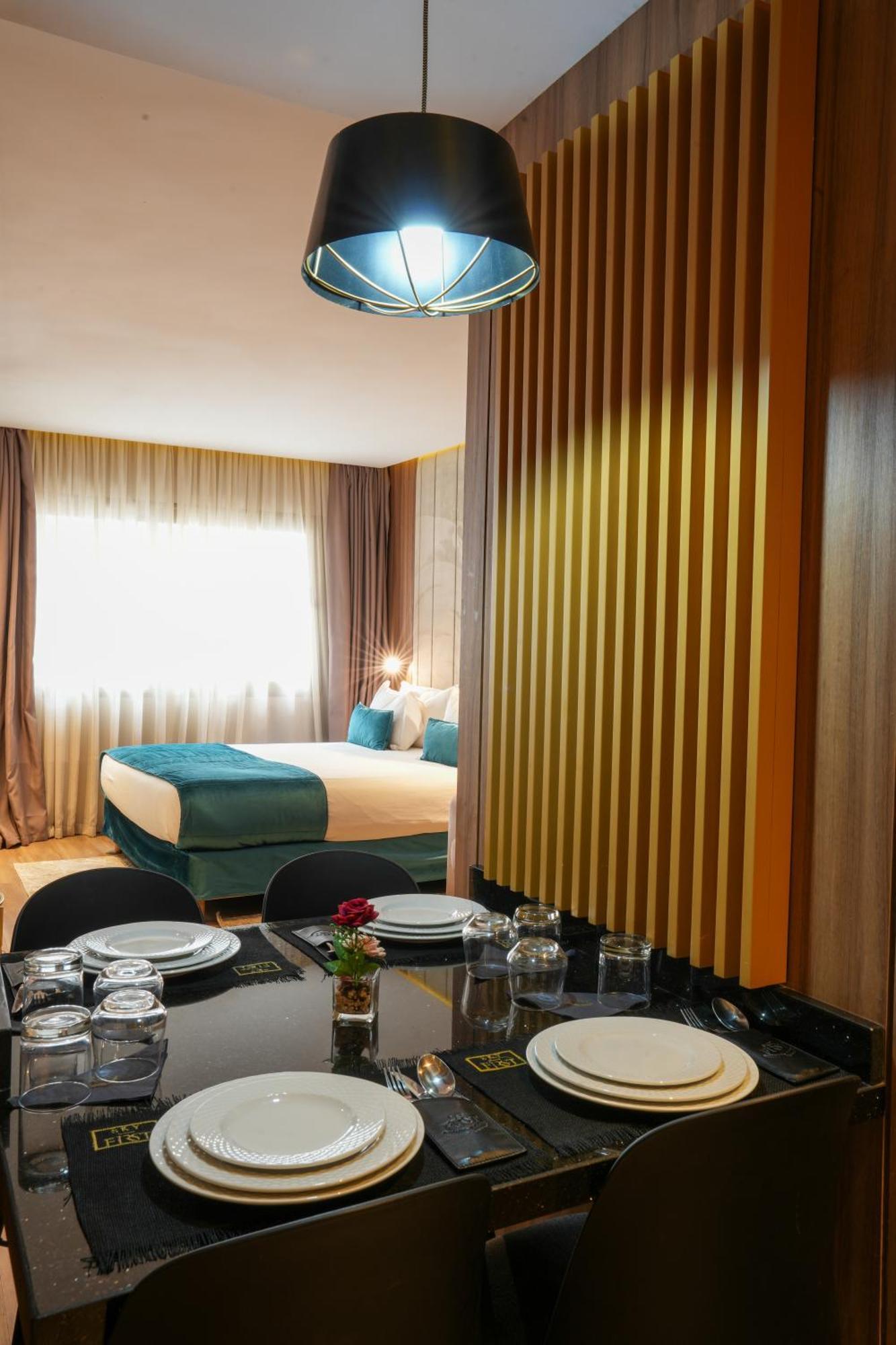 First Suites Hotel Rabat Exteriör bild