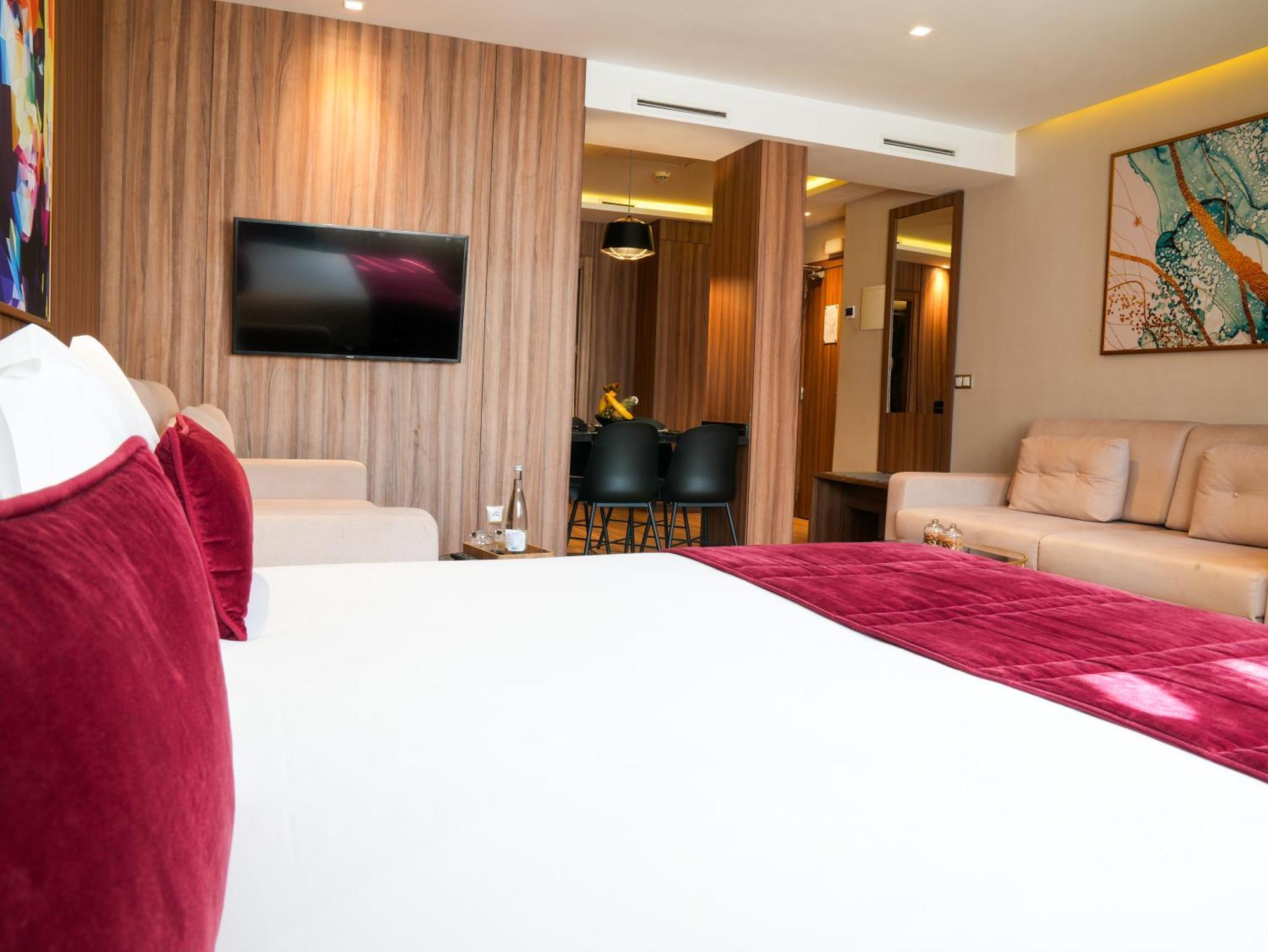 First Suites Hotel Rabat Exteriör bild